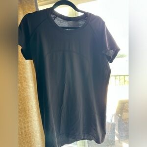 Lululemon Athletica Black Short Sleeve T-Shirt